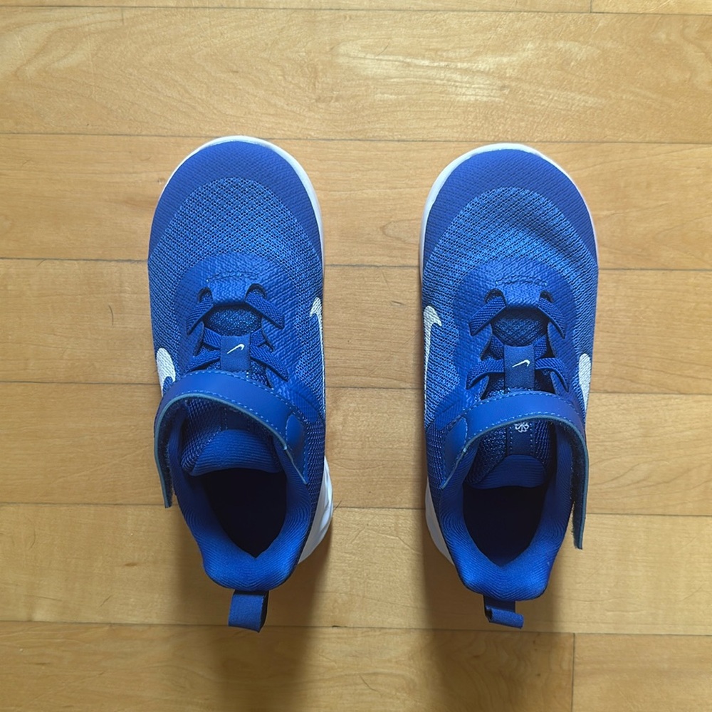Nike Revolution kids shoes- royal blue